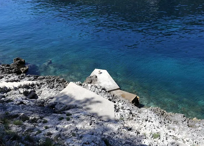 Secluded Fisherman's Cove Bacva, Korcula - 9475 * Pupnat