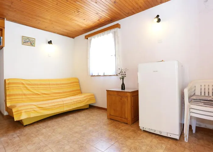 Secluded Fisherman's Cove Bacva, Korcula - 9475