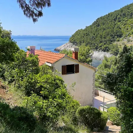 Secluded Fisherman's Cove Bacva, Korcula - 9475 *