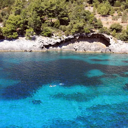 Secluded Fisherman's Cove Bacva, Korcula - 9475 * Pupnat